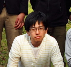 真鍋俊也